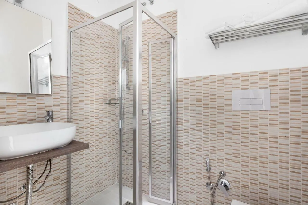 Bed and Breakfast Rainbow Napoli Bed & Breakfast Neapol