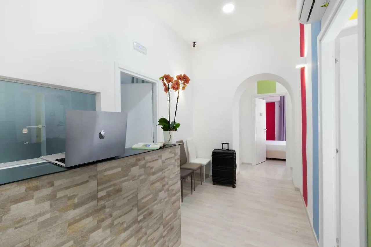Bed and Breakfast Rainbow Napoli Bed & Breakfast Neapol
