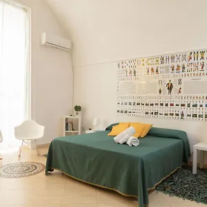  Casa vacanze Neapolitan Style Apartrment