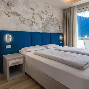 https://hotel-ideal-limone-sul-garda.it-lombardy.com